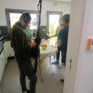 Sameh Sankari Instagram - Mon premier spot télé en tant que réalisateur ✨
Une campagne de sensibilisation pour le Ministère de la Santé, autour de la promotion de l’allaitement maternel et de la protection de l’environnement.

Avec la talentueuse @samehsankari , nous avons réussi à créer une histoire à la fois simple, poétique et profondément humaine.

———

Production : @twilight_prod 
Réalisation : @mednour.abdelhedi 
1er assistante & scripte: @mar.wamtimet 
Actrice : @samehsankari 
Chef Opérateur : @tahaabdelhedi 
Ingénieur de son & mixage : @maknimohammed 
Make-up Artist : @sahbani_imen 
Confort Plateau : @mriwabata 

Merci à toute l’équipe✨ 
———

#Réalisation #premierspottv #CampagneDeSensibilisation #CinémaTunisien #TwilightProduction #MinistèreDeLaSanté #FilmPublicitaire #Environnement #TunisianCinema #BehindTheScenes