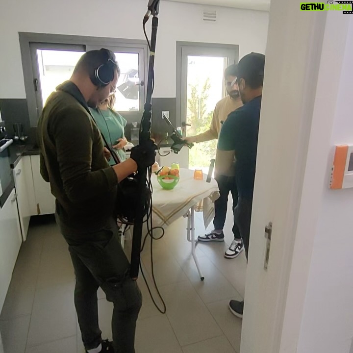 Sameh Sankari - 519 Likes - Mon premier spot télé en tant que réalisateur ✨
Une campagne de sensibilisation pour le Ministère de la Santé, autour de la promotion de l’allaitement maternel et de la protection de l’environnement.

Avec la talentueuse @samehsankari , nous avons réussi à créer une histoire à la fois simple, poétique et profondément humaine.

———

Production : @twilight_prod 
Réalisation : @mednour.abdelhedi 
1er assistante & scripte: @mar.wamtimet 
Actrice : @samehsankari 
Chef Opérateur : @tahaabdelhedi 
Ingénieur de son & mixage : @maknimohammed 
Make-up Artist : @sahbani_imen 
Confort Plateau : @mriwabata 

Merci à toute l’équipe✨ 
———

#Réalisation #premierspottv #CampagneDeSensibilisation #CinémaTunisien #TwilightProduction #MinistèreDeLaSanté #FilmPublicitaire #Environnement #TunisianCinema #BehindTheScenes