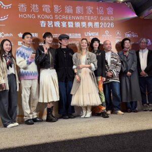 Sammi Cheng Sau-Man Instagram - ❤️❤️❤️❤️
編導會的晚宴。
第一次去。大鄉里出城。
氣氛很好。 歡哥, Mimi, Coco, 太子峰,
導演Jack和監製Ivy都坐在一枱。 (家輝也在)開心。