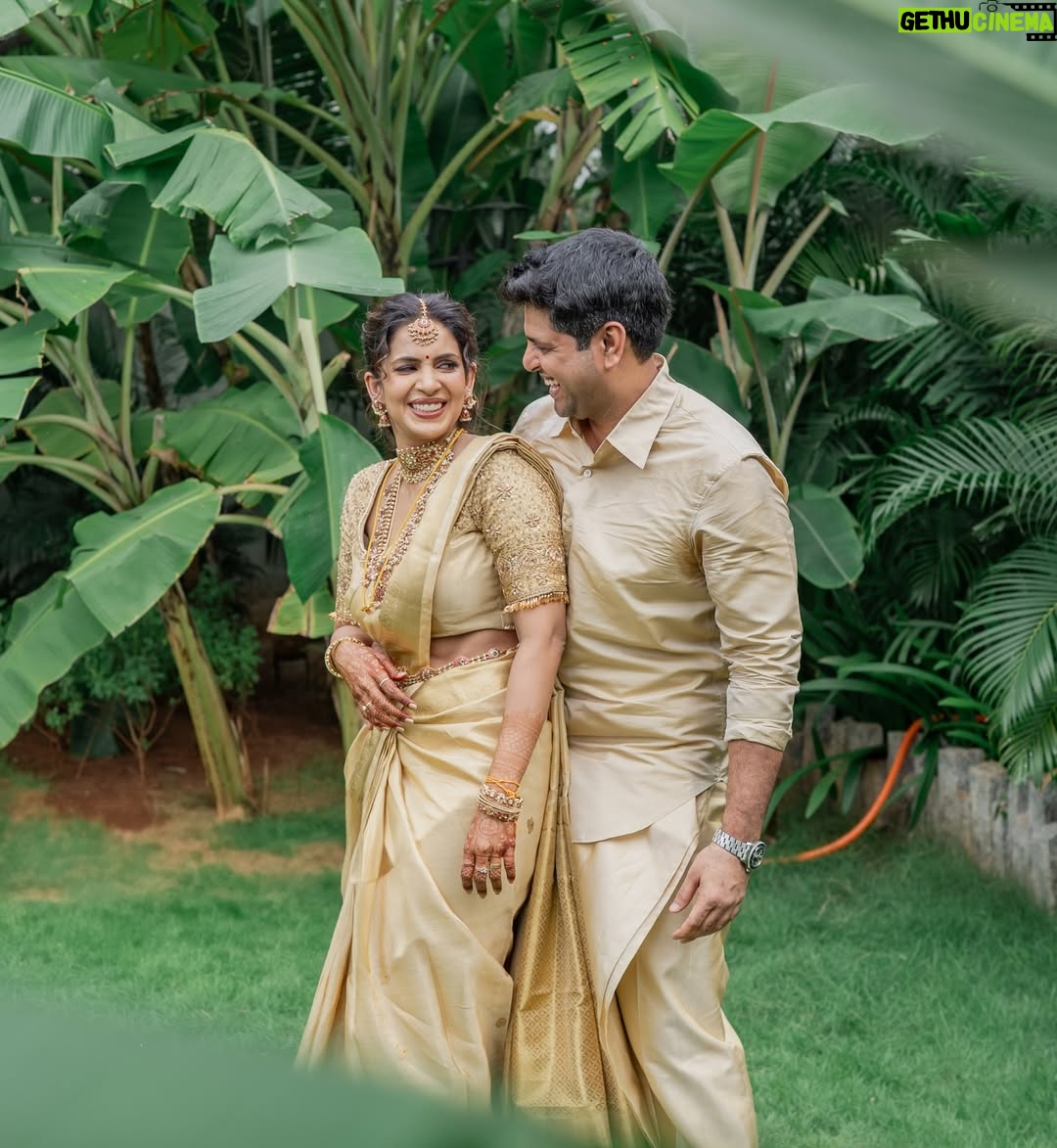 Samyuktha Shanmughanathan - 433.2K Likes - 27.11.2025 💍💗

Photography : @mimosafortwo 
Videography:
@
@filmsbymanijegan 
MUA : @rachelstylesmith 
Jewelry : @nacjewellers