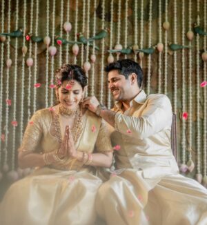 Samyuktha Shanmughanathan Instagram - 27.11.2025 💍💗

Photography : @mimosafortwo 
Videography:
@
@filmsbymanijegan 
MUA : @rachelstylesmith 
Jewelry : @nacjewellers