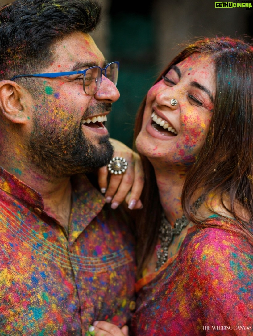 Sandipta Sen - 57.1K Likes - Dol khelte parchina toh ki hoyeche? Edited chobi diye wish toh korai jay! 😄
🌸 Shubho Dol Utsob 🌸✨ Happy Holi ✨
Shobai bhalo thakun, rongin thakun, nirapod thakun. 💛💚💙
Thank you @twc2014india 🫶