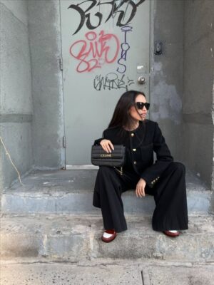 Sandra Amador Instagram - Still Here 🍎