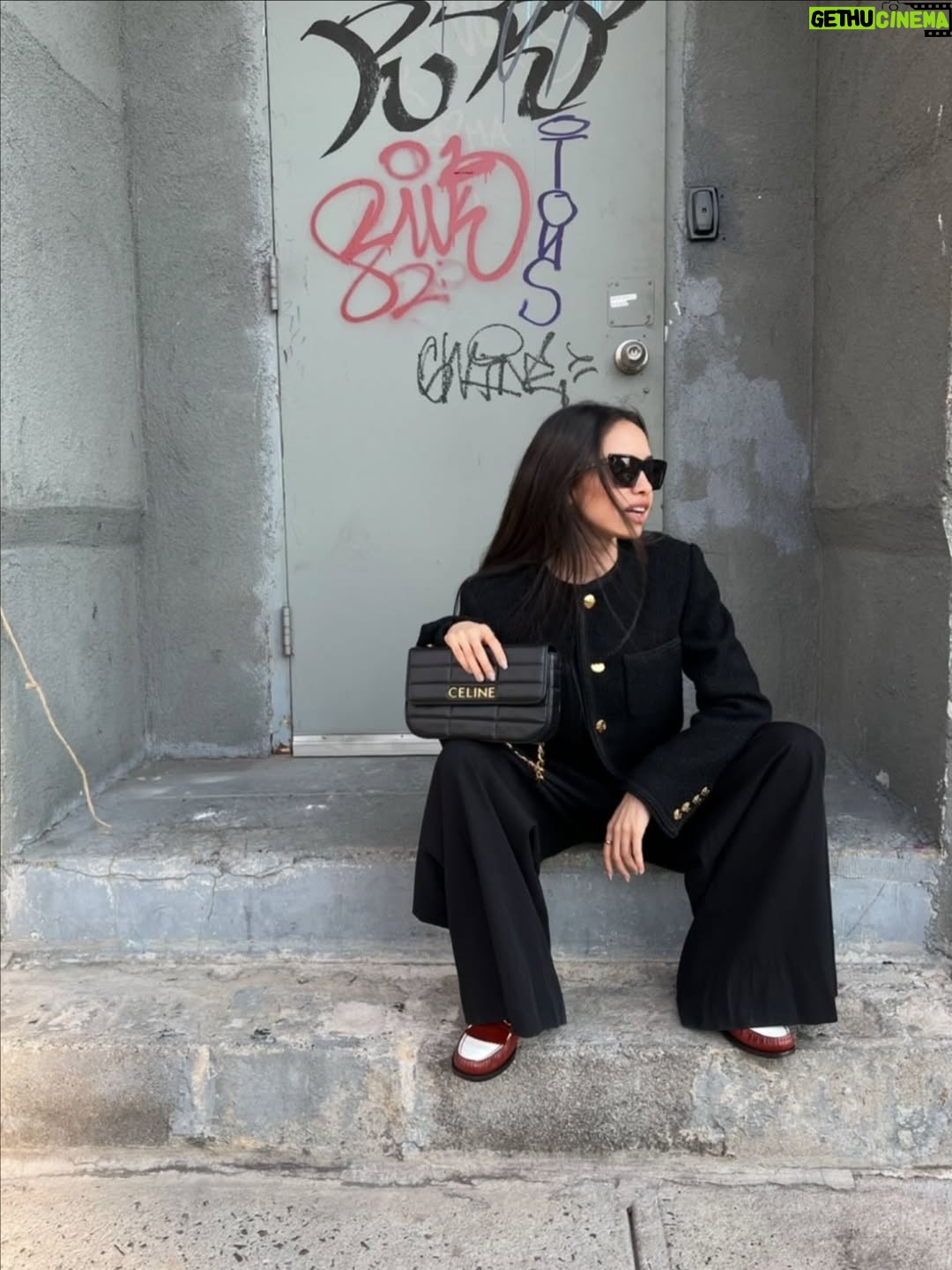 Sandra Amador - 3 Likes - Still Here 🍎