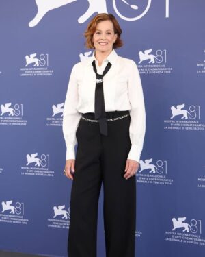 Sandra Amador Instagram - sigourney in @chanelofficial #venicefilmfestival