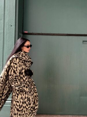 Sandra Amador Instagram - In desperate need of this coat 🐆
@brandonmaxwell