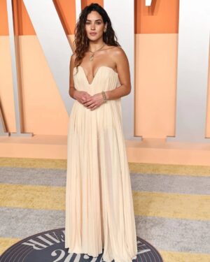 Sandra Amador Instagram - #adriaarjona in @proenzaschouler @tiffanyandco