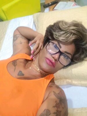 Sandra Pimentinha Instagram - Nos embalos de sexta a noite...