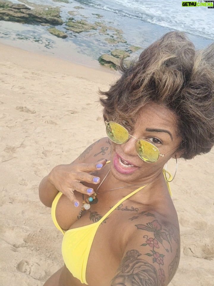 Sandra Pimentinha - 3 Likes - Apenas registrando meu domingo...desejo uma semana abençoada pra todos.....bj