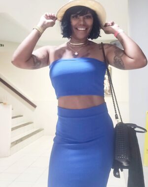 Sandra Pimentinha Instagram - Foto para registrar meu sƔbado de Carnaval...