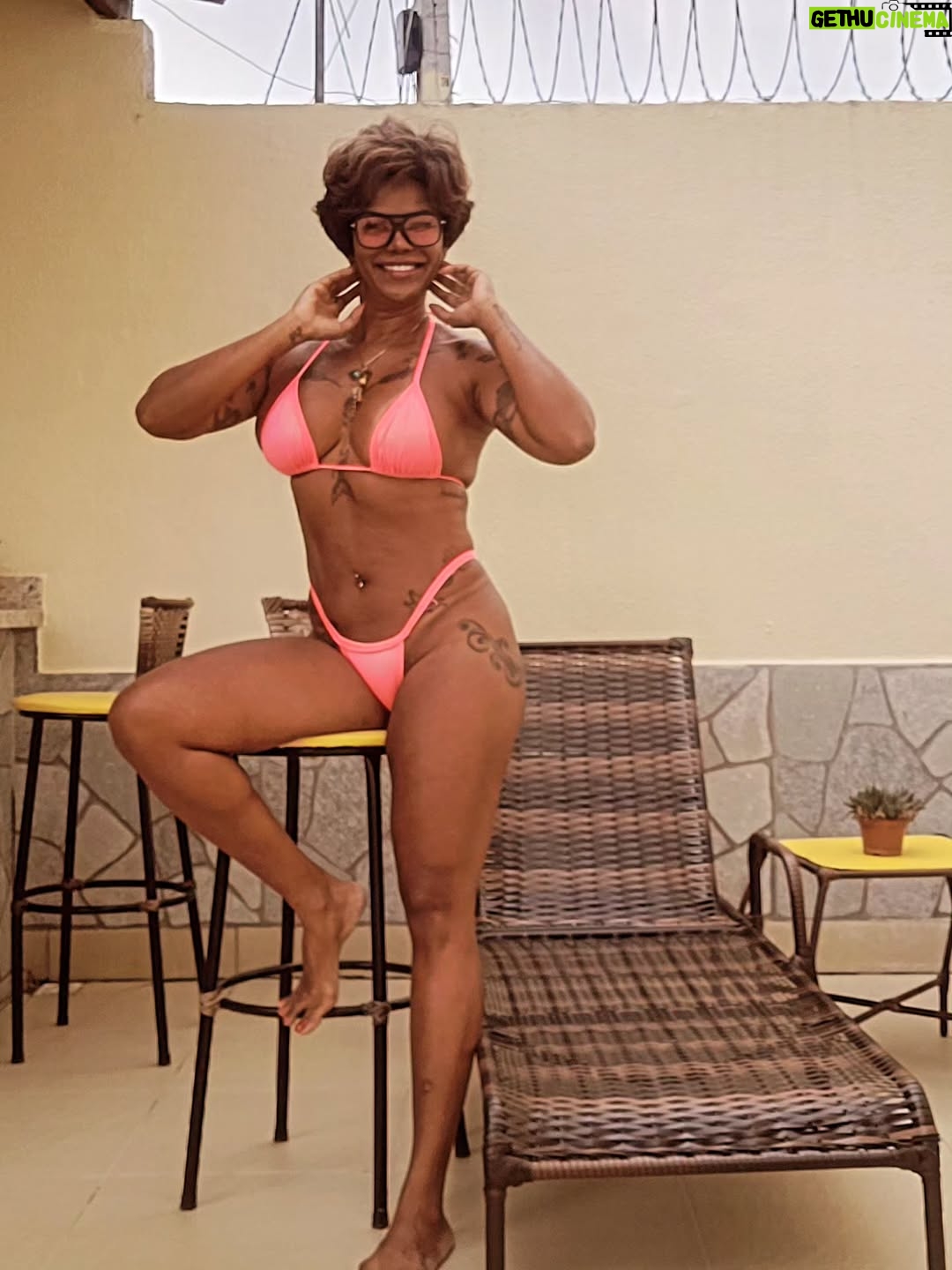 Sandra Pimentinha - 3 Likes - Viva sua criança interior, ame, coloque ela pra fora e seja mais feliz ☺️...