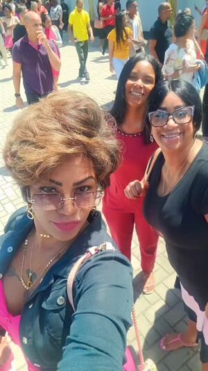 Sandra Pimentinha Instagram - Todo mundo tem uma amiga farofeira kkk adoro