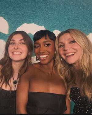Sarah Chalke Instagram - Scrubs premiere ❤️