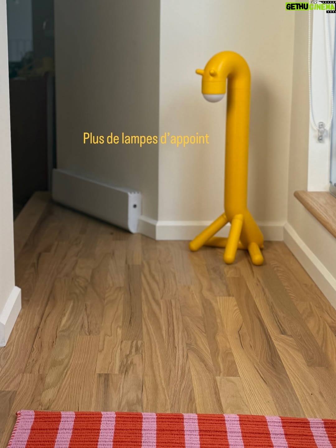 Sarah-Jeanne Labrosse - 17.7K Likes - Lately chez les Grondin Labrosse. 👋🏼
