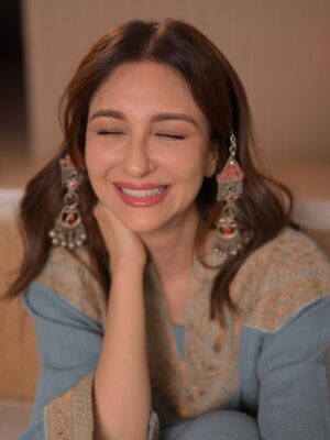 Saumya Tandon Instagram - Smile 😃! 
From different times.