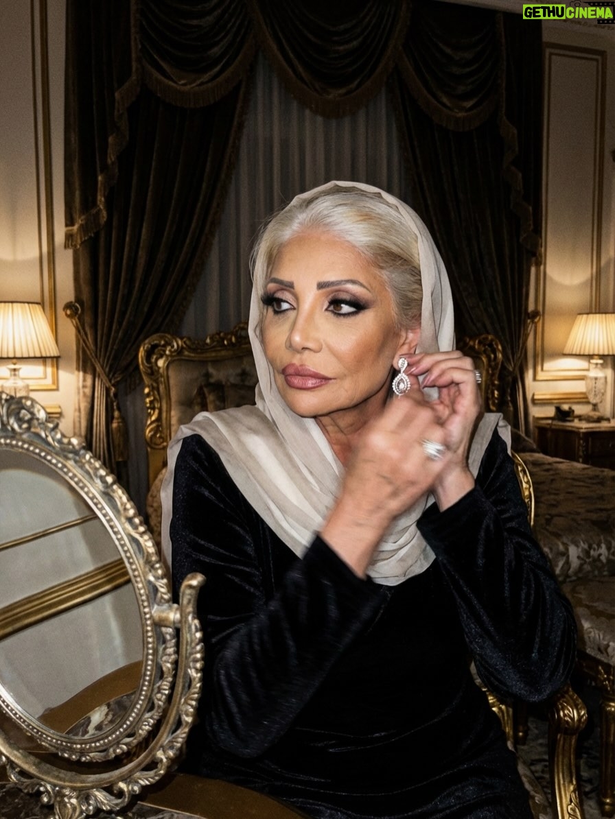 Sawsan Badr - 44.3K Likes - سميحة و بناتها المنتشرات في المسلسلات لينشرن الخير ، الحب و الطيبه 😌💖 
- سميحة : @sawsanbadrofficial 
- علياء : @injyelmokkaddem 
- مياده : @dorra_zarrouk 
- نرجس : @rihamabdelghafour 
Fanmade by @saritta.sawsan 

#sawsanbadr #سوسن_بدر #الست_موناليزا #درة_زروق #إينجي_المقدم