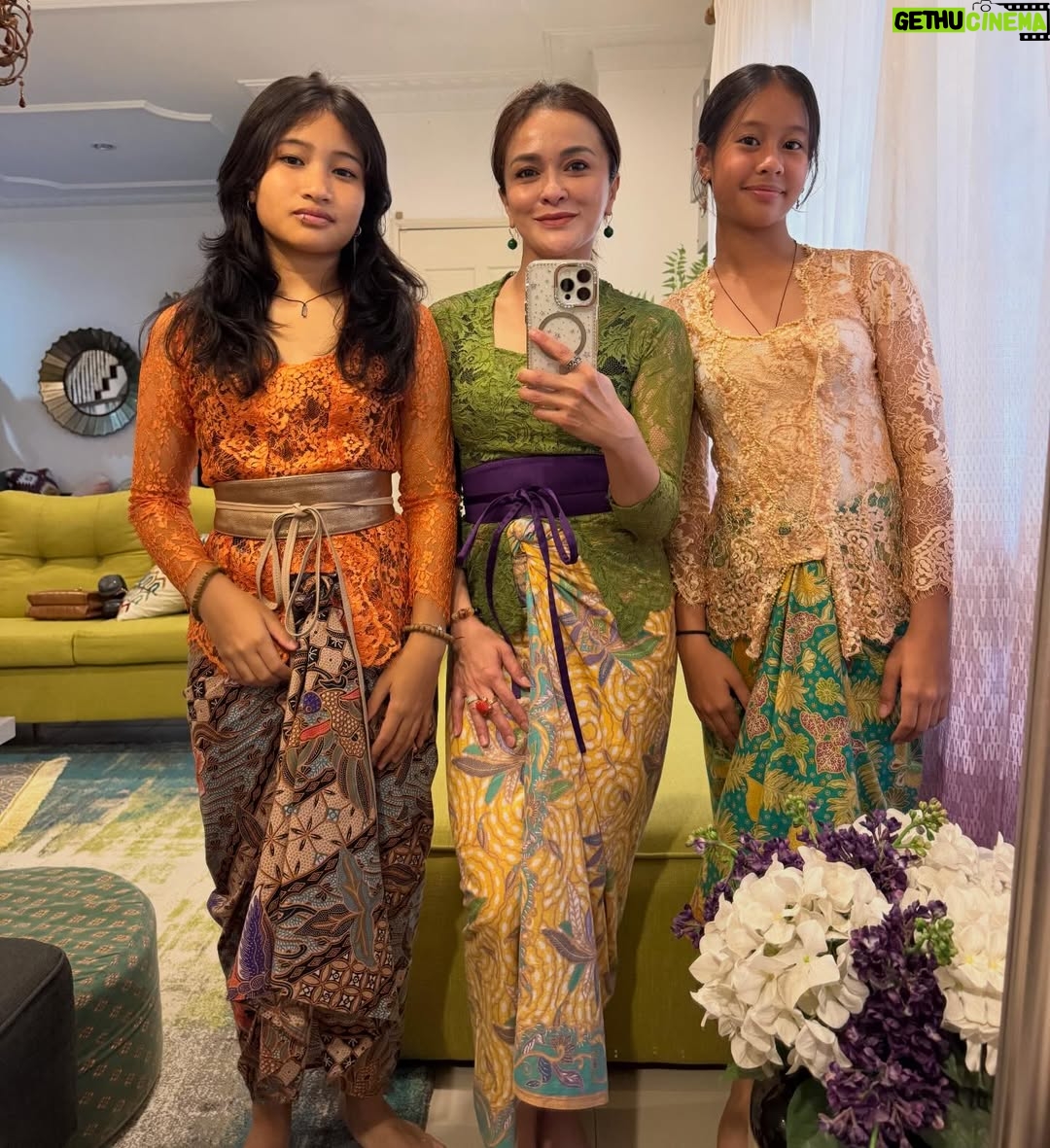 Sazzy Falak - 1.3K Likes - Raya Day Two

Playing matchy2 with my girls again

#nashsazzyraya2026 #imaanlilytiararoseraya2026