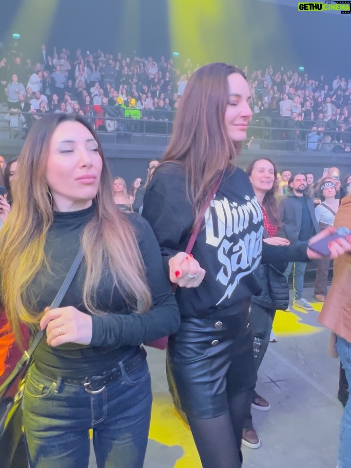Sedef Avci - 74.6K Likes - Söyleyecek bir şeyim yok.İnanılmazdı. İyi ki @tarkan 💫