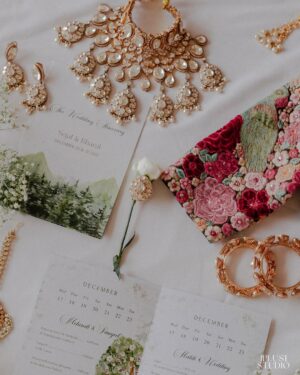 Sejal Kumar Instagram - khali khali to bhara-t bhara-t🧿 

Photos by @1plus1studio 
Wedding Planning and Designing @dbspaces
Jewellery @raabtabyrahul