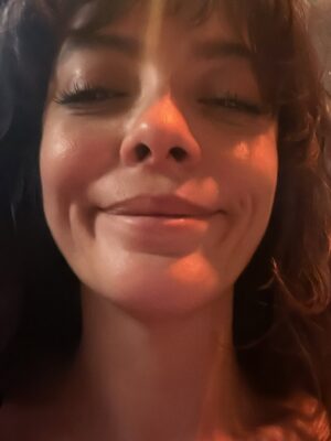 Selin Şekerci Instagram - “Senin fotoğraf galerinde ne fotoğrafların vardır kesin post paylaşsana ya”
Eskiden yeniye, yazdan kışa oynat bakalım.