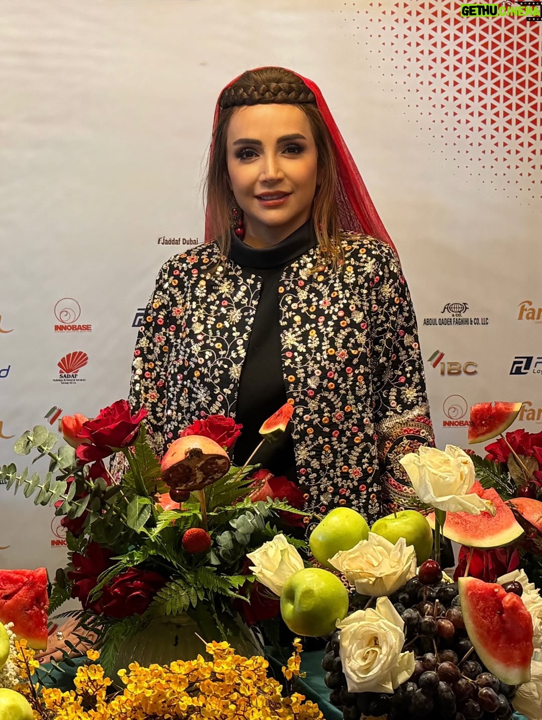 Shabnam Gholikhani - 68K Likes - عکسها چراغ خاطره اند ، و اینگونه در شب یلدا عکسها چراغانی میکنند خاطره ها را💫
#شبنم_قلیخانی #رشیدکاکاوند 
#یلدا 
#shabnamgholikhani #rashidkakavand