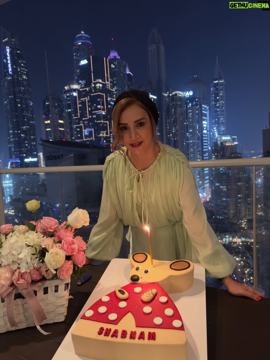 Shabnam Gholikhani - 84.8K Likes - ⁨	تو آخرین روز آبان عکسهای تولد و کیک پزی رو گذاشتم و نظر شما رو به عکس آخر جلب میکنم😍
یادت باشه همین چیزای کوچیکه که حال آدمو خوب میکنه امسال تولدم رو با حال خوب،
آدم‌های درست و لبخند واقعی جشن گرفتم…
همین برای من یعنی خوشبختی ❤️

#تولد #حال_خوب #شبنم_قلیخانی 
#shabnamgholikhani #birthdaycak#⁩uae #dubai 
@amirahmadii.official 📽🙏