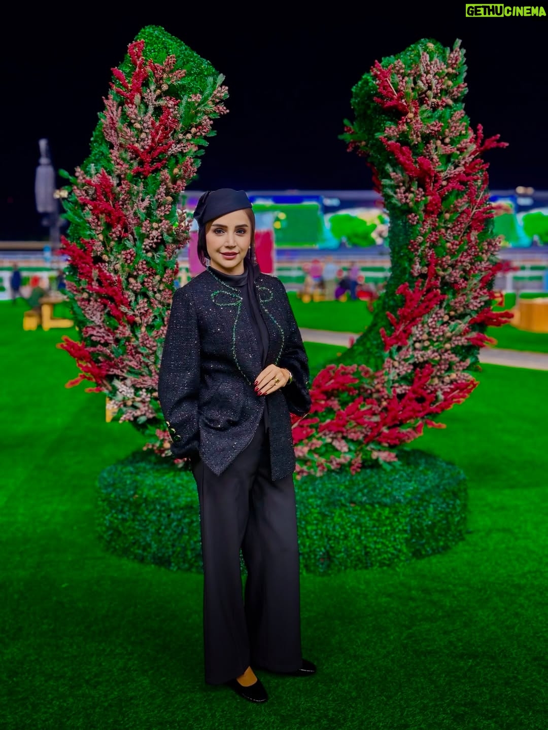 Shabnam Gholikhani - 141.4K Likes - مسابقه فقط سرعت نیست؛ تمرکز و اعتمادِ دو طرفه است🐎✌️
 #اسب_سواری #شبنم_قلیخانی 
#horseracing #shabnamgholikhani #dubai