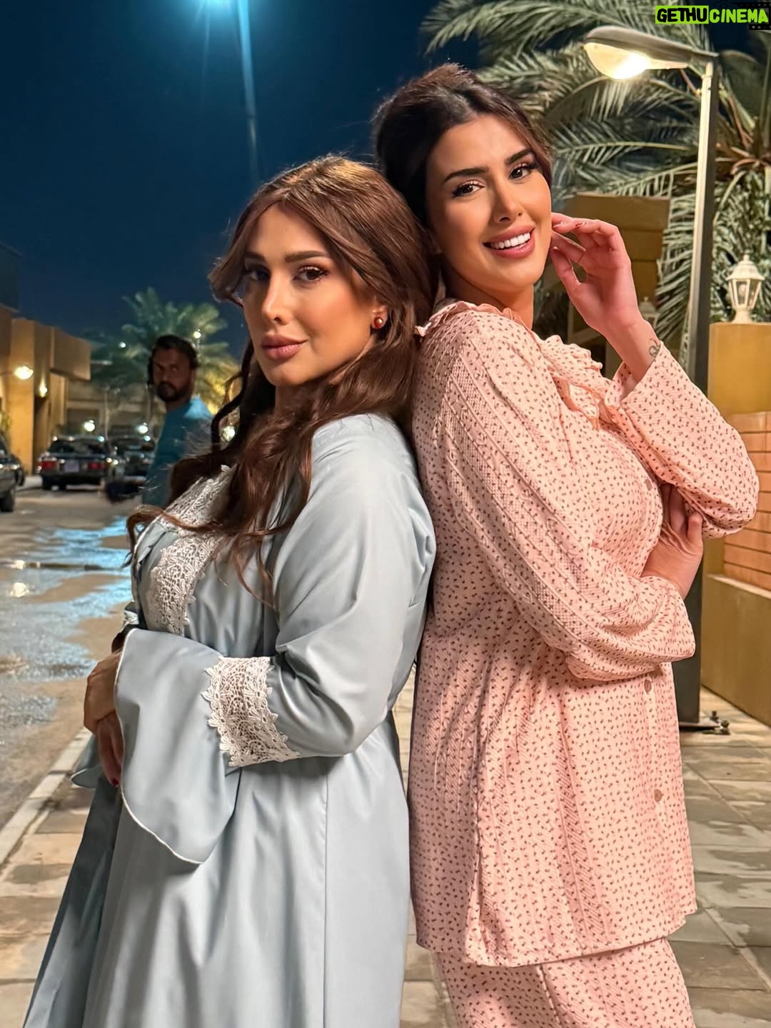 Shahad Al-Khattab - 5.3K Likes - ادري بيكم تحبون الكواليس وميعاد ماتحب تحرمكم من شي 🥰

شنو تتوقعون رح تكون نهاية ميعاد؟ #الغميضة 🎬