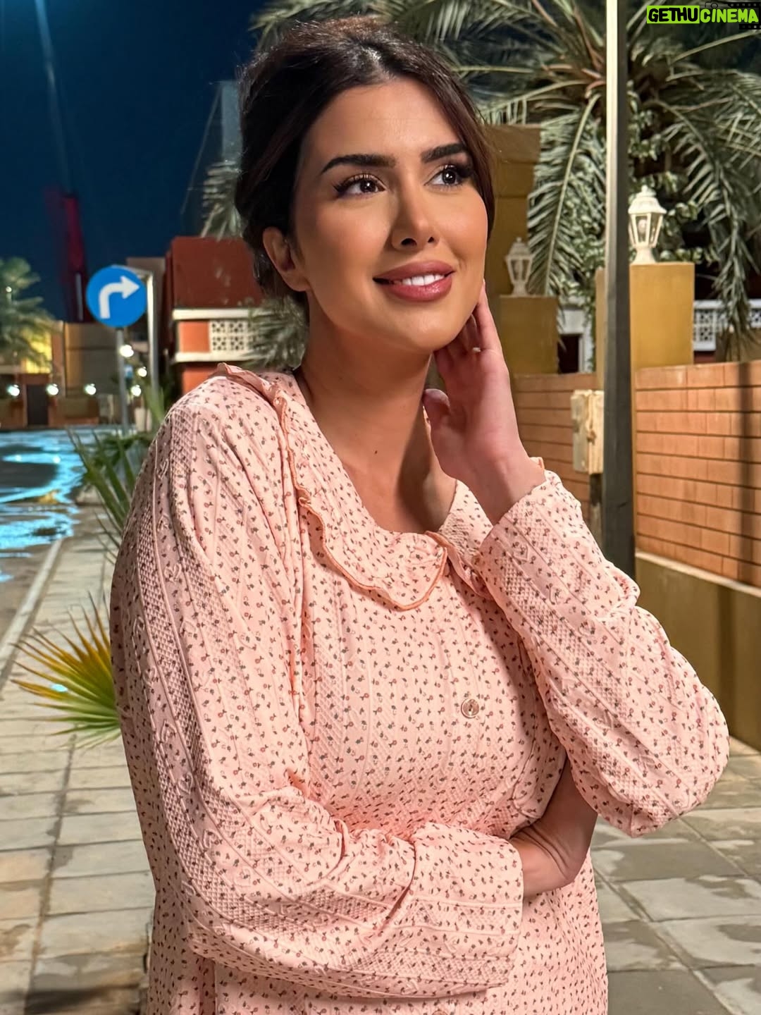 Shahad Al-Khattab - 5.3K Likes - ادري بيكم تحبون الكواليس وميعاد ماتحب تحرمكم من شي 🥰

شنو تتوقعون رح تكون نهاية ميعاد؟ #الغميضة 🎬