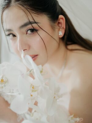 Shaira Diaz Instagram - Every girl dreams of looking and feeling her absolute best on her most special day — and I truly did. 👰🏻‍♀️

Thank you to the whole team for making me the most beautiful bride in my husband’s eyes. I felt immaculate 🤍 grabe kayo. 

Makeup: @joanquiz0n 
Hair: @janamazing 
Photo: @niceprintphoto 
Stylist: @weddingsbycath @cathsobrevega  @angelzamoraa @limchana 
Jewelry: @arnyrossjewelry 
Wedding Bouquet: @gideonhermosa 
Bridal Robe: @evethelabel_ 
Afterparty Gown: @maureenreecacouture 
Bridal Gown: @choijaehoon.official 
Hair: @studiofixbyalexcarbonell 
Nails: @tulua_bfhomes 
Skin: @benchskinexpert 
Glow: @belle_dollsph 
Coordinators: @eventsbymissp
