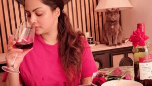 Shalani Tharaka Instagram - When your husband turns the house into a five-star restaurant just for you 🕯️🍽️ The effort. The love. The thought. My heart is full ❤️