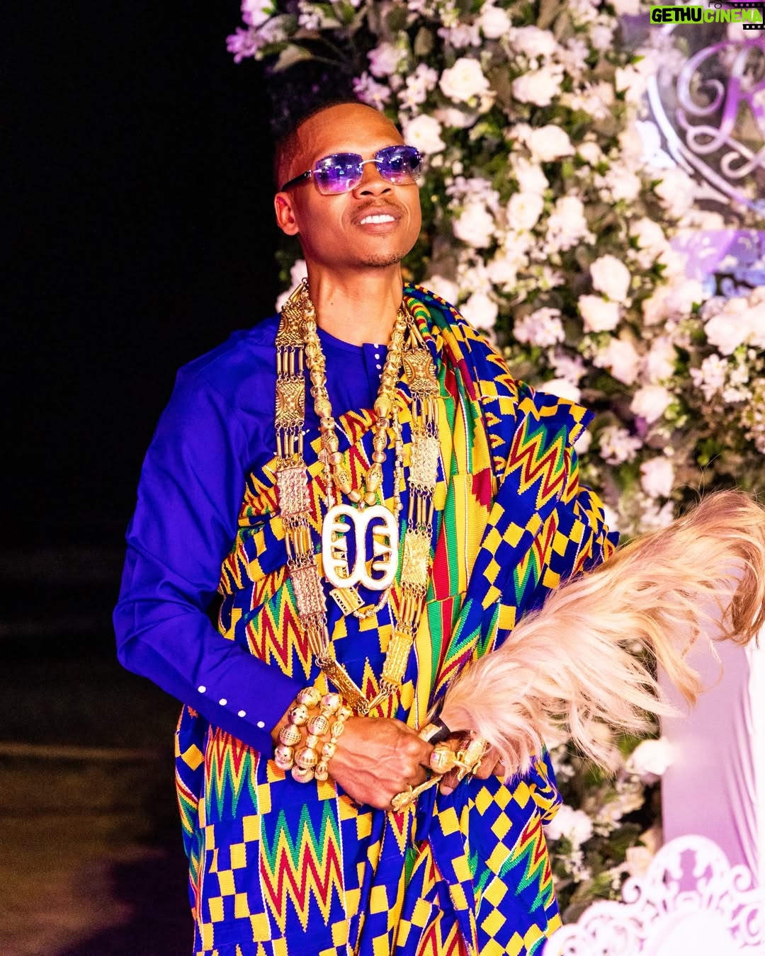 Shamari DeVoe - 72.6K Likes - 20 years later we said I do again… This time in the Motherland 🇬🇭. 

Through every challenge, God kept us. Celebrating our love while finally making it back “home” made this moment even more powerful. 

Legacy. Love. Forever. ❤️

~The DeVoes….✊🏾 #DeVoeTeD

#RonnieDeVoe #ShamariDeVoe #Ghana #Afrozons
