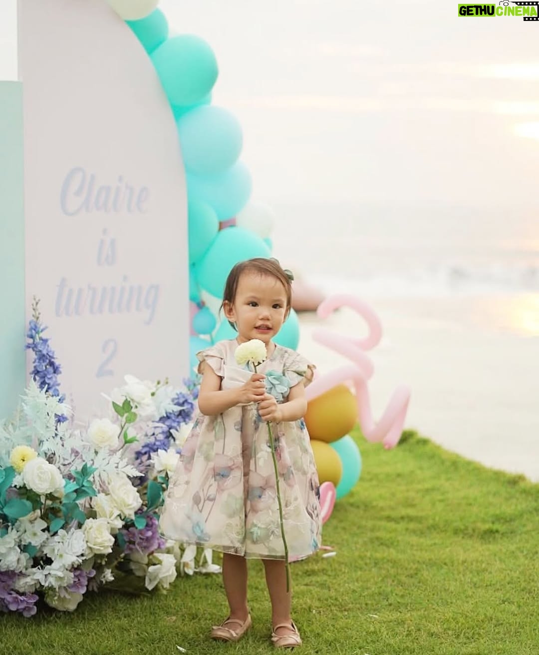 Shandy Aulia - 31.6K Likes - Goodness of God🤍
Six years ago, you changed my world for the better. 
Now, you’re growing into the awesome little girl. 
Thank you for being such an amazing daughter 
@missclaireherbowo ❤️