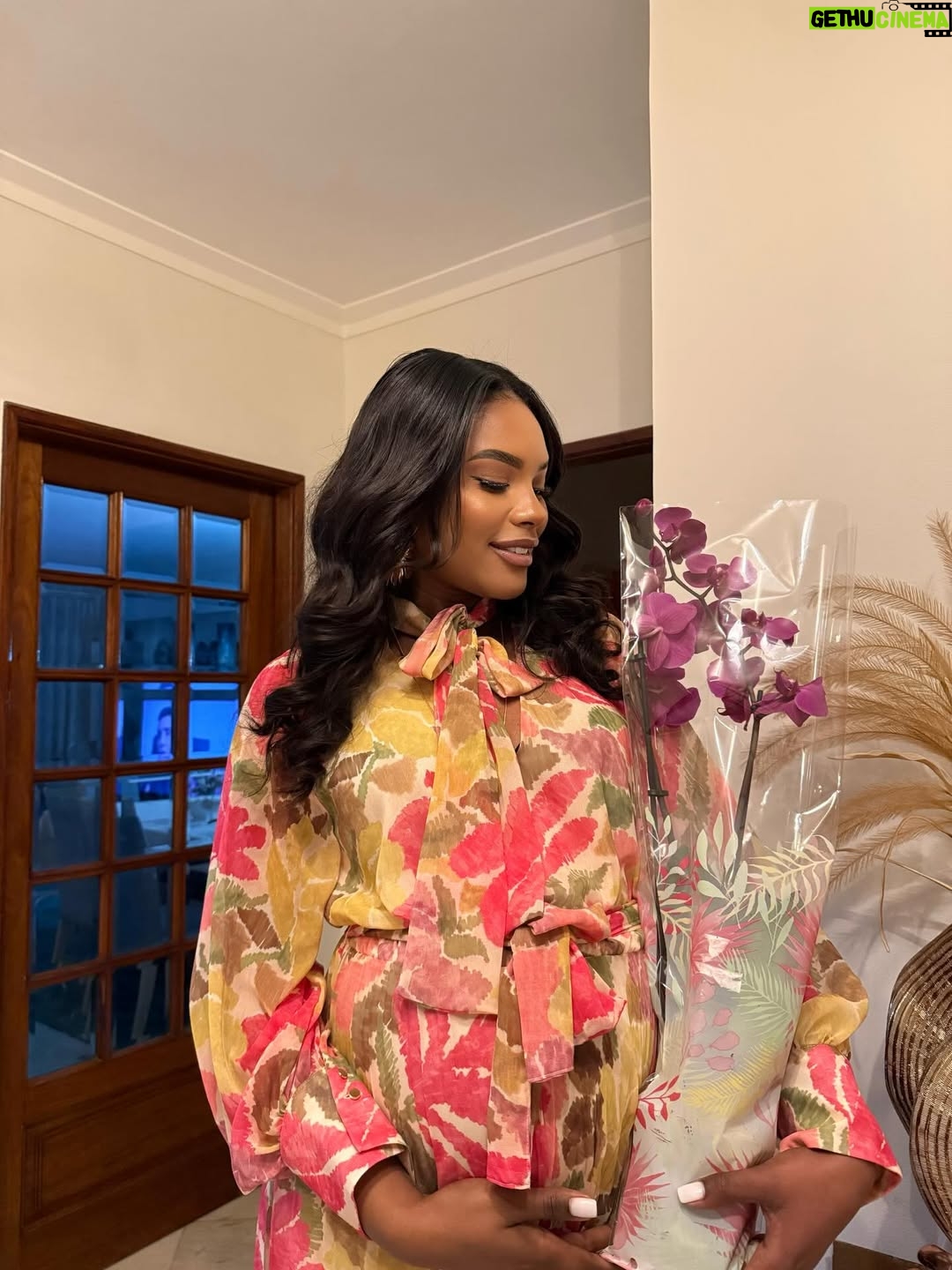 Sharam Diniz - 37.5K Likes - Porque dia da Mulher, 
 é todos os dias. 🩷