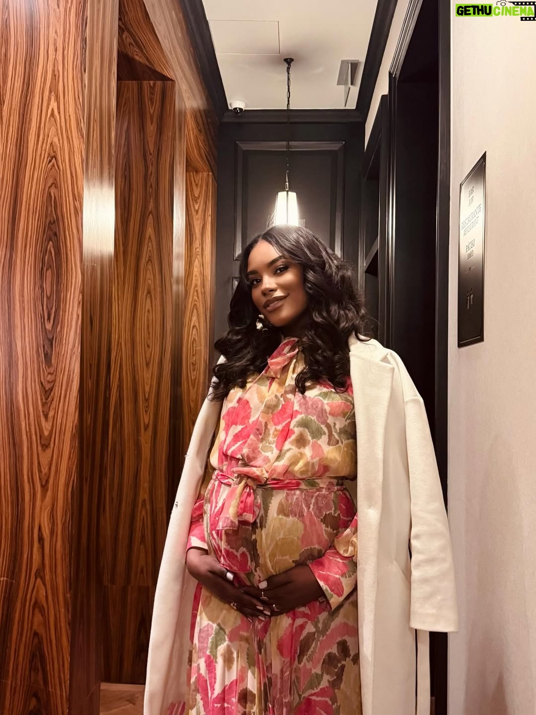 Sharam Diniz - 37.5K Likes - Porque dia da Mulher, 
 é todos os dias. 🩷