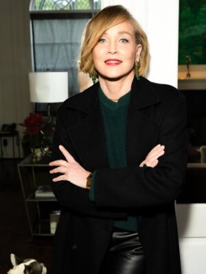 Sharon Stone Instagram - stepping out a few nights ago for Lunar new year. Wasn’t sure about the green but I think it captured my mood perfectly 💚 

Photos / 📸 @itstylerchick 

styling by @p3iwenwang 
Mgmt: @sweatnshadow @marvincortes1 @roan_j_stone 
makeup: @lynnlmakeup 
PA: @gavincroghan_

outfit was full @vince accessorized with a few pieces :)