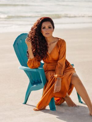 Sheena Chohan Instagram - Walking through the journey of life like tides along the shore,
grounded in the present, always ready to transform and explore. 🧡 
To live each moment fully, heart open and free —
that is where life unfolds for me. ✨

In that rhythm — whether it’s distant lands, stories on screen,
causes I cherish, or souls i dance with, in between ✨✨
giving my best to living every moment & scene,
is where I thrive, is where I’m most seen.😊

Always daring to evolve, to rise and refine,
to meet each new version of myself in time —
for transformation is the dance, and the journey divine!

Shot by 📸@chantalcobyatl 
Hair and makeup: Ashley Christine

#SheenaChohan  #JourneyOfLife #PresentMoment #TransformAndThrive #Actress Sheena