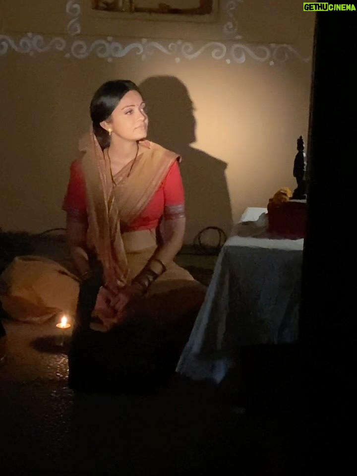 Sheena Chohan - 2.1K Likes - Last week, I received the Best Actress Award for Sant Tukaram — a role that changed me from the inside out.

Thank you to the Women’s Leadership Congress and the World Leadership Congress for honouring me with this award.🙏

Avali transformed me. She stretched my strength, deepened my faith, and taught me the power of standing firm in truth. Fierce yet devoted, grounded yet unshakeable — she feels fully, speaks boldly, and refuses to shrink. Living her journey reshaped mine.

Sharing a few BTS moments here — glimpses that hold her fire and devotion beyond the frame.

Thank you to my director, Aditya Om, for believing in me and trusting me with Avali.💛

#SheenaChohan #Avali #SantTukaram #BestActress #WomenLeadershipCongress WorldLeadershipCongress AdityaOm IndianCinema EpicDrama ActorLife
