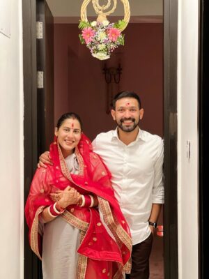Sheetal Thakur Instagram - What a privilege it is to Love & be Loved♥️
Four years of being your bride 👰 I’ll do it all over again in a heartbeat. Happy 4 to us ♥️🫶🏻✨ @vikrantmassey