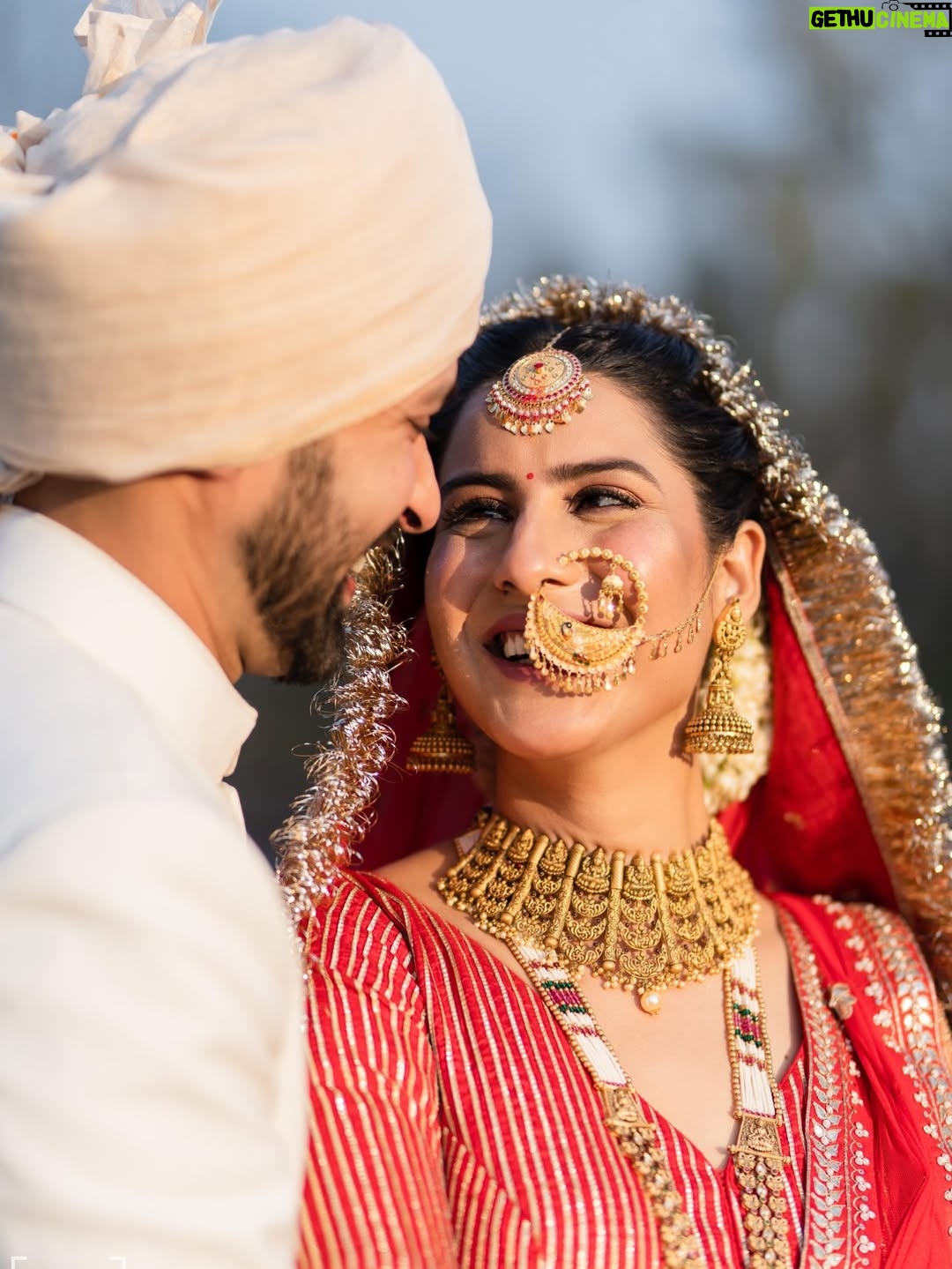 Sheetal Thakur - 657K Likes - What a privilege it is to Love & be Loved♥️
Four years of being your bride 👰 I’ll do it all over again in a heartbeat. Happy 4 to us ♥️🫶🏻✨ @vikrantmassey
