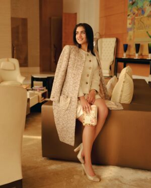 Shereen Sikka Instagram - For my beautiful Radhika Ambani, custom Chanel Haute couture referencing their iconic Paris-Bombay Pre Fall 2011 one of my favourite collections of all time.

This love affair between paris and bombay, Chanel and India has always lived through craft, through the hands of artisans, and through a shared respect for heritage and detail. And you can still feel it now.

And that’s how this story continues. Through craft, through appreciation, and through a new generation, who carries it forward with curiosity and respect.

South sea pearl accents on the tweed and navratna buttons by genius @tarang_arora @amrapalijewels 
Custom couture shoes by Chanel and hand embroidered silk bag by @anamikakhanna.in 

captured by @farhanhussain