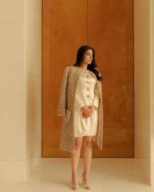 Shereen Sikka Instagram - For my beautiful Radhika Ambani, custom Chanel Haute couture referencing their iconic Paris-Bombay Pre Fall 2011 one of my favourite collections of all time.

This love affair between paris and bombay, Chanel and India has always lived through craft, through the hands of artisans, and through a shared respect for heritage and detail. And you can still feel it now.

And that’s how this story continues. Through craft, through appreciation, and through a new generation, who carries it forward with curiosity and respect.

South sea pearl accents on the tweed and navratna buttons by genius @tarang_arora @amrapalijewels 
Custom couture shoes by Chanel and hand embroidered silk bag by @anamikakhanna.in 

captured by @farhanhussain