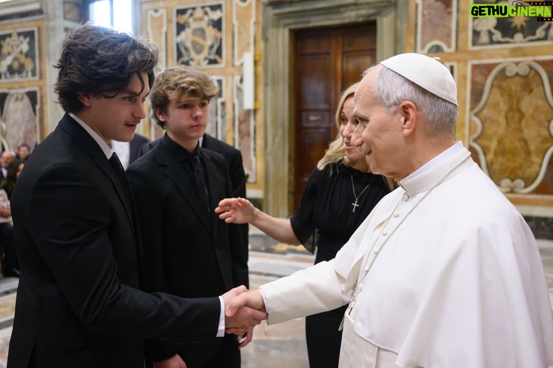 Sheryl Crow - 59.5K Likes - My boys and I had the honor of meeting Pope Leo while I was performing at the Vatican Christmas Concert in December. 

We continue to be inspired by his commitment to lifting up the poor and the immigrant as Jesus taught. We thanked him and his response was, “we must all work together.” So true. 💙✝️