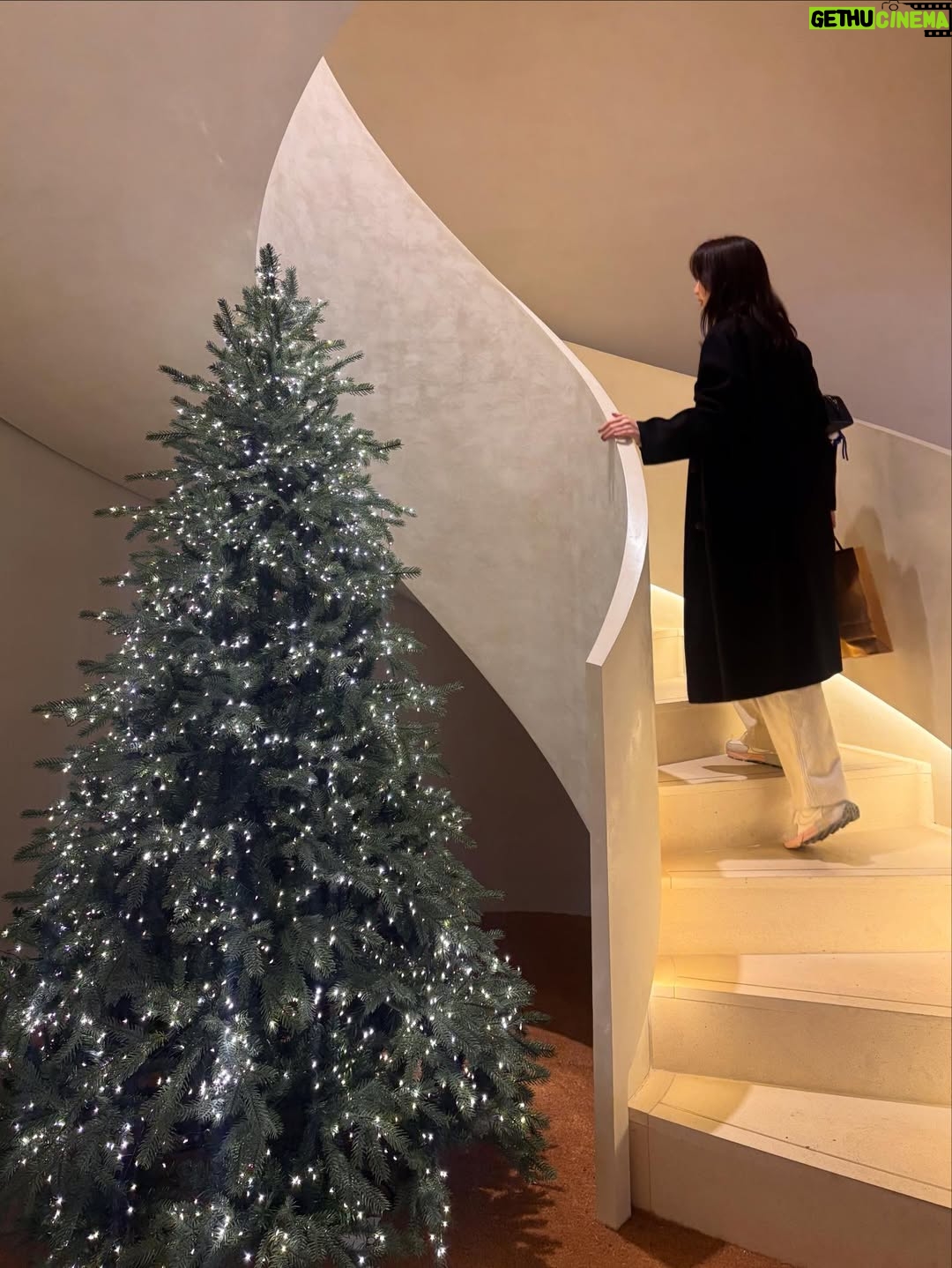 Shin Hyun-been - 15.5K Likes - December 2025