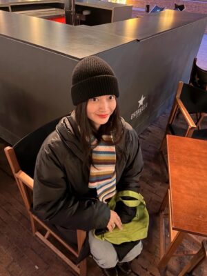 Shin Min-a Instagram - 👋