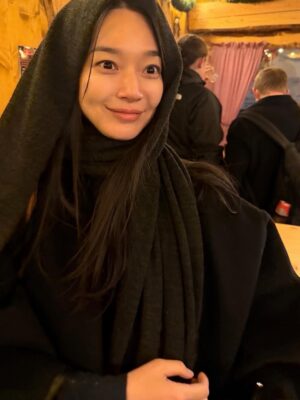 Shin Min-a Instagram - 👋