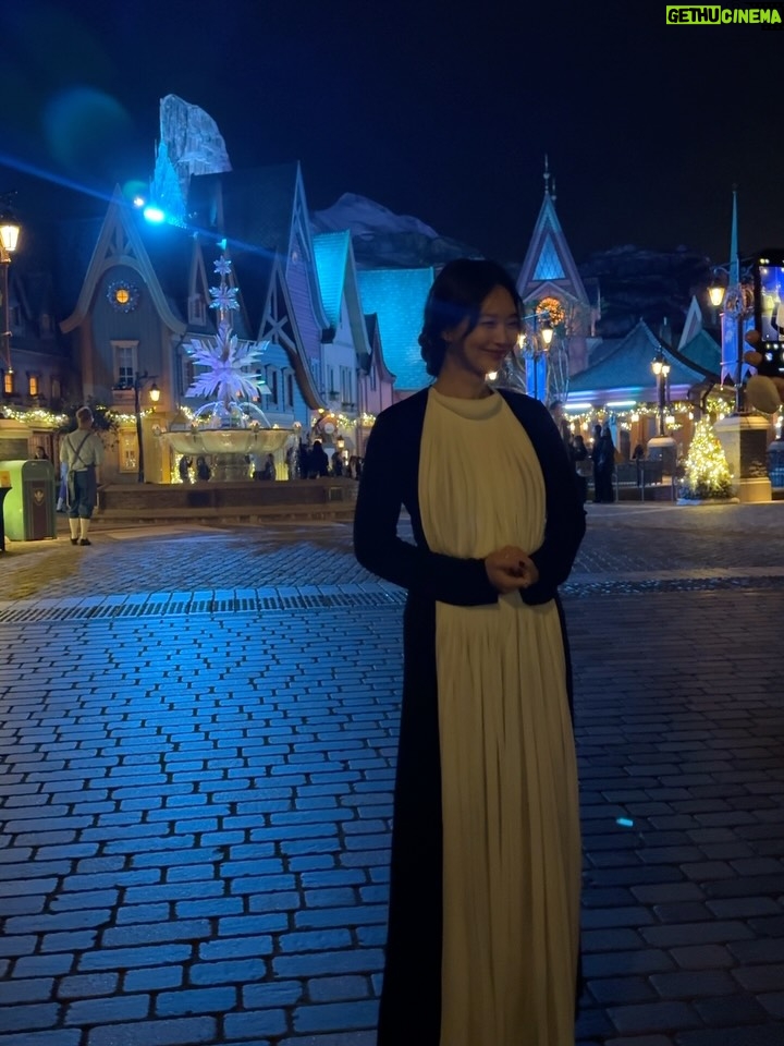 Shin Min-a - 661.3K Likes - 👑 #TheRemarriedEmpress @disneypluskr #재혼황후