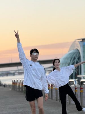 Shin Seul-ki Instagram - 굿바이 윤진경👩‍⚕️🙋‍♀️👋🩵
#우주메리미 
진경이로 함께할 수 있어 행복했고 감사했습니다
그동안 우주메리미 사랑해주신 분들께 무한한 감사를 드립니다 🥰
