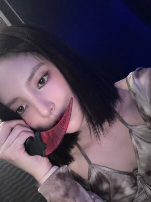 Shin Su-hyun Instagram - 나 초능력 있어 !! @netflixkr