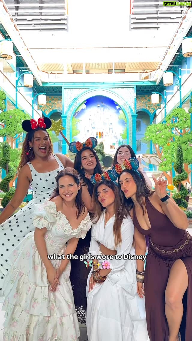 Shivshakti Sachdev - 47.7K Likes - Disney girlllsss ✨✨✨ Happy Women’s Day queens!!! 👑  @disneycruiselinesg